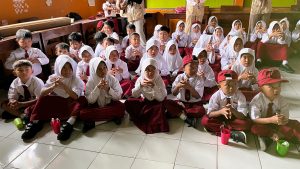Mahasiswa KKN UIN Walisongo Sosialisasi Cuci Tangan dan Sikat Gigi di SD Negeri 4 Kedungboto