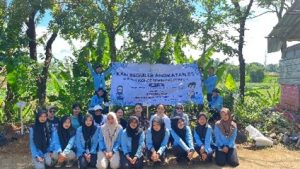 Mahasiswa KKN UIN Walisongo dan Ibu-ibu PKK Sulap Lahan Dusun Jadi Kebun TOGA Apotek Hidup