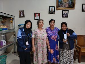 Sosialisasi Door To Door Penandaan Lokasi UMKM di Gmaps: Meningkatkan Aksesibilitas dan Visibilitas Lokasi