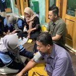 Mahasiswa KKN Posko 30 dan Bidan Desa Gelar Skrining Kesehatan di Mushola Tamanrejo