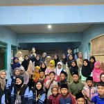 Mahasiswa KKN UIN Walisongo Posko 32 Gelar Sosialisasi Adab di Dunia Maya dan Serahkan Al-Qur’an di Madin Cemangklek