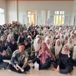 Mahasiswa KKN UIN Walisongo Sosialisasikan Kesehatan Reproduksi dan Bahaya Narkoba di SMK Miftahul Huda