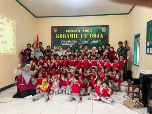 Mahasiswa KKN Dampingi Anak TK Dharma Wanita Karangmanggis Belajar Langsung dari TNI, Petugas Damkar, dan Berwisata ke Kolam Renang