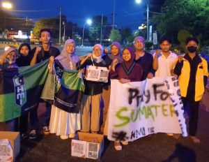 Kader HMI Korkom Walisongo Adakan Aksi Galang Dana Bencana Banjir Sumatera