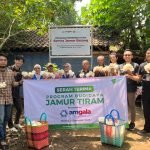 Dompet Dhuafa dan Amgala Foundation Serahkan Program Budidaya Jamur Tiram di Desa Menguneng Batang