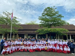 Mahasiswa KKN UIN Walisongo Posko 02 Warnai Semangat Sumpah Pemuda Lewat Beragam Lomba di SDN 02 Kaliputih
