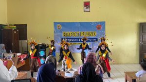 Mahasiswa KKN Posko 2 UIN Walisongo Semarang Berpartisipasi Aktif dalam peringatan Hari Santri dan Rapat Pleno di SDN 2 Kaliputih