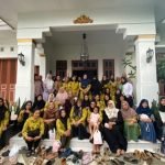 Dosen UMS Dampingi Ibu-ibu PKK Atur Keuangan Keluarga Secara Bijak
