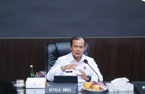 BMKG Ingatkan Potensi Cuaca Ekstrem Jelang Nataru, Pemerintah Minta Kesiapsiagaan Diperketat