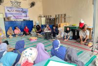 Sosialisasi pengenalan teknologi pemasaran digital yang digelar oleh Mahasiswa KKN UPGRIS Kelompok 26 di Balai Pertemuan RW 07 Kelurahan Palebon (18/1/2025).