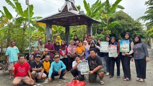 KKN Tematik UNDIP Tanamkan Kesadaran Pengelolaan Sampah Plastik di Desa Plosowangi
