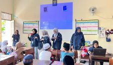 Mahasiswa KKN UPGRIS berkolaborasi dengan Bank BPR BKK menyelenggarakan kegiatan bertajuk 