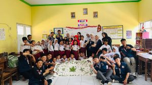 Mahasiswa KKN UPGRIS Gelar Program JEJAK DAUN di SDN Leyangan