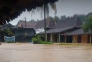 Banjir Bandang Terjang Desa Sumberrejo Jepara, Ratusan Rumah Warga Terdampak