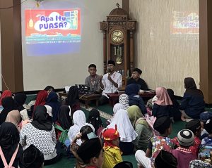 Pesantren Kilat di Masjid Al-Ikhlas Desa Leyangan, Mahasiswa KKN UPGRIS Perkuat Karakter Religius Generasi Muda