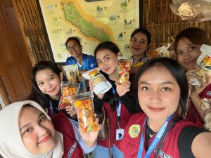 Pendampingan Wisata di Sekukusan Desa Wisata Dusun Lerep oleh Mahasiswa KKN Universitas PGRI Semarang