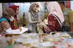 Jelang Idulfitri 1447 H, Pemprov Jateng Sidak Pasar Raya Salatiga Pastikan Harga Stabil dan Pangan Aman