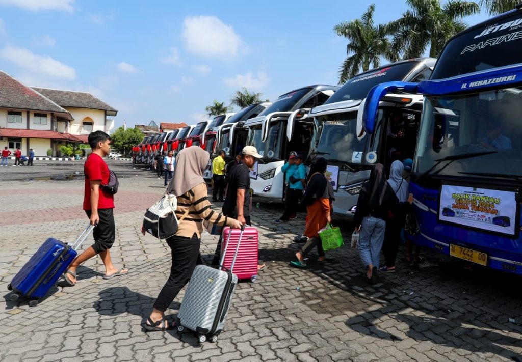 Balik Rantau Gratis 2026 Dibuka, Pemprov Jateng Siapkan Bus dan Kereta untuk 3.700 Pemudik