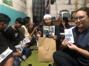 Peningkatan Kesadaran Penggunaan Alat dan Bahan Rias yang Aman dalam Seni Barongan di Kelurahan Karangsari