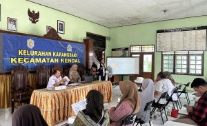 Menghidupkan Paguyuban UMKM melalui Sosialisasi Peran Organisasi di Kelurahan Karangsari