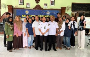 Mahasiswa KKN-T TIM 5 UNDIP Dorong Digitalisasi UMKM Karangsari melalui Peluncuran Website Pojok Karangsari