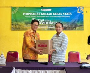 Mahasiswa KKN MIT UIN Walisongo Distribusikan 160 Mushaf Wakaf AlQuran di Wonokerso