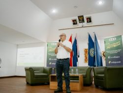 Masih Maraknya Pinjol Ilegal, Adapundi Berikan Literasi dan Inklusi Keuangan pada Mahasiswa dan UMKM di Bali