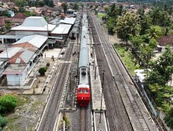 Kejadian Perlintasan Meningkat di 2025, KAI Divre IV Tanjungkarang Ajak Masyarakat Tertib di Perlintasan dan Tidak Beraktivitas di Jalur KA