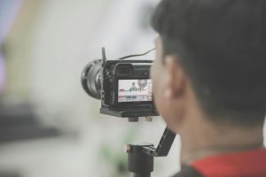 Temukan AI Video Generator Gratis Bahasa Indonesia yang Bikin Video Anda Viral dalam Hitungan Menit!