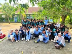 Mahasiswa KKN UIN Walisongo Gelar Jalan Sehat dan Edukasi Sampah bersama siswa SDN Ngelowetan