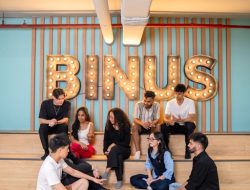 Perbandingan Kampus S1 International vs Branch Campus: Keunggulan Program S1 International di Indonesia