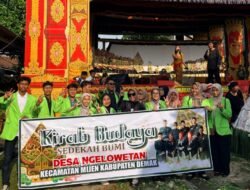 Bersama Warga, Mahasiswa KKN UIN Walisongo Sukseskan Tradisi Sedekah Bumi Desa Ngelowetan