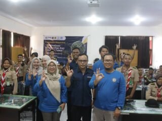 PENTINGNYA KELESTARIAN IKAN LOKAL AIR TAWAR, TIM PENGABDIAN MASYARAKAT AKUAKULTUR FIKKIA GENCARKAN EDUKASI PEMBENIHAN DI SMKN 1 GLAGAH BANYUWANGI