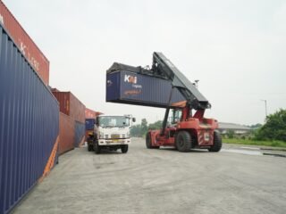 KAI Logistik Tingkatkan Daya Saing KA Kontainer, Perkuat Logistik Berkelanjutan