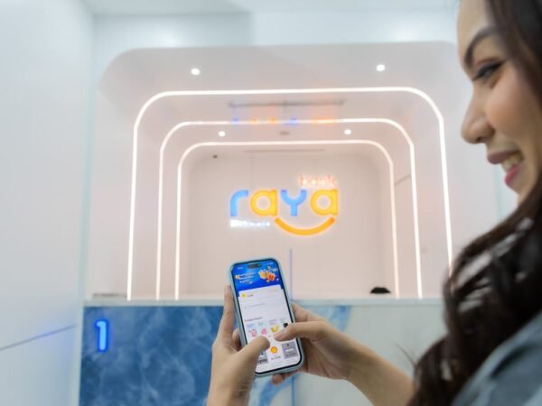 Bank Raya Gelar Lelang Raya Poin, Ajak Masyarakat Semakin Aktif Bertransaksi di Aplikasi Raya