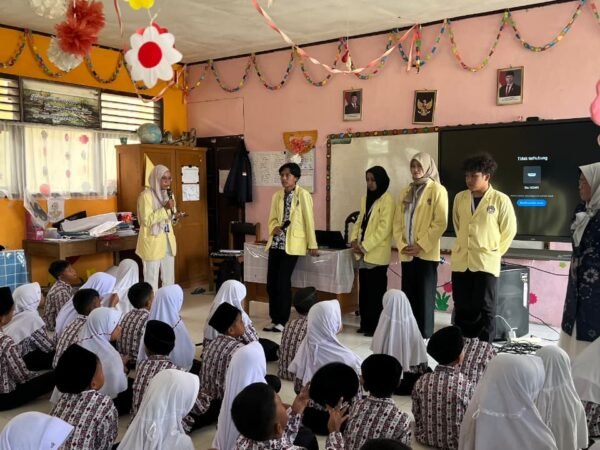 Cegah Generasi Rusak Sejak Dini, Mahasiswa KKN UNP Gempur 4 SD di Batipuah Ateh dengan Edukasi Bahaya Narkoba, Bullying, dan LGBT