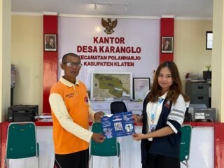 Dekati Pelaku UMKM, Mahasiswa KKN Undip Kenalkan Pentingnya Nomor Induk Berusaha (NIB) di Desa Karanglo