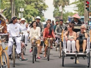 Belajar dari Indonesia: Ketika Sebuah Negeri Mengubah Cara Pandang Hidup