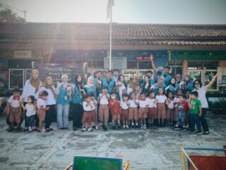Tanamkan PHBS Sejak Dini, KKN UPGRIS Latih Anak TK Kartika Siwi Disiplin Jadi Jagoan Bersih Lewat Cuci Tangan dan Sikat Gigi