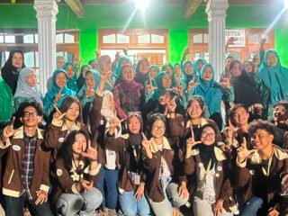 Mahasiswa KKN Undip Bekali Ibu-ibu PKK Dusun Ngancan dengan Modul Literasi Digital dan Keamanan Internet