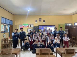 Tanamkan Kebiasaan Menabung Sejak Dini, Mahasiswa KKN UIN Walisongo Gelar Program Si Kecil Gemar Menabung