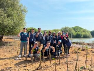 Tiga Program Multidisiplin KKNT-75 Undip di Mangunharjo: Berdayakan Bank Sampah Menjadi Kreasi Bernilai Guna, Kembangkan Desa Wisata, dan Lestarikan Mangrove