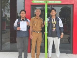 Mahasiswa KKN UNDIP Hadirkan Plang Penunjuk dan Peta Desa untuk Perkuat Informasi Wilayah Jaten