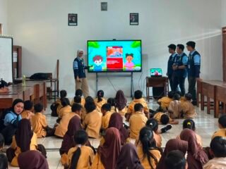 Mahasiswa KKN UIN Walisongo Edukasi Kebiasaan Cuci Tangan pada Siswa-Siswi SDN 02 Asinan