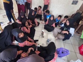 Mahasiswa KKN Reguler Tim II UNDIP Kenalkan Pentingnya Air Bersih melalui EduAqua Kids Kepada Siswa SD