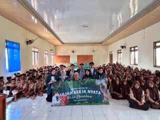 Mahasiswa KKN UNDIP Dorong Kesadaran Hukum Lingkungan melalui Edukasi Pengelolaan Sampah dan Pentingnya Menjaga Lingkungan di MTs Rifaiyah Kesesi