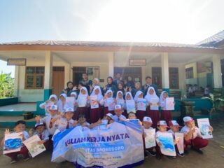 Mahasiswa KKN Undip Ajarkan Edukasi Ekosistem Laut kepada Siswa SD Kandeman