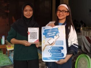 Mahasiswa KKN Undip Dampingi Tiga UMKM Rejosari Berjalan Perlahan Menuju Digitalisasi