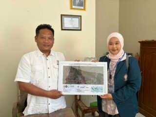 Mahasiswa KKN UNDIP Petakan Titik Rawan Sampah di Desa Depok