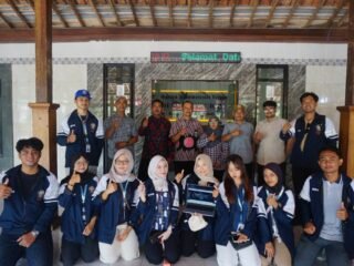 Mahasiswa KKN Undip Hadirkan Banyuurip Digital Gateway, Portal Terpadu untuk Informasi Desa
